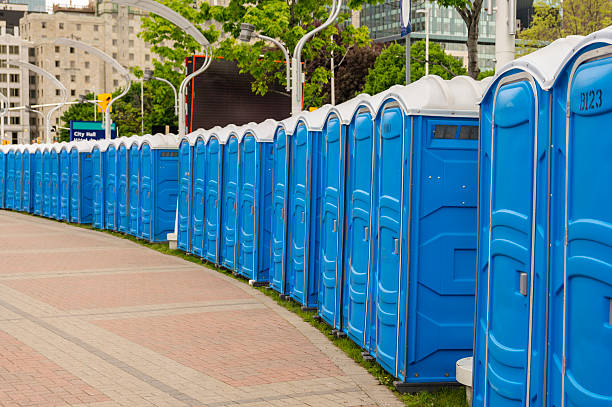 Best Deluxe Portable Toilet Rental  in Lambert, MS